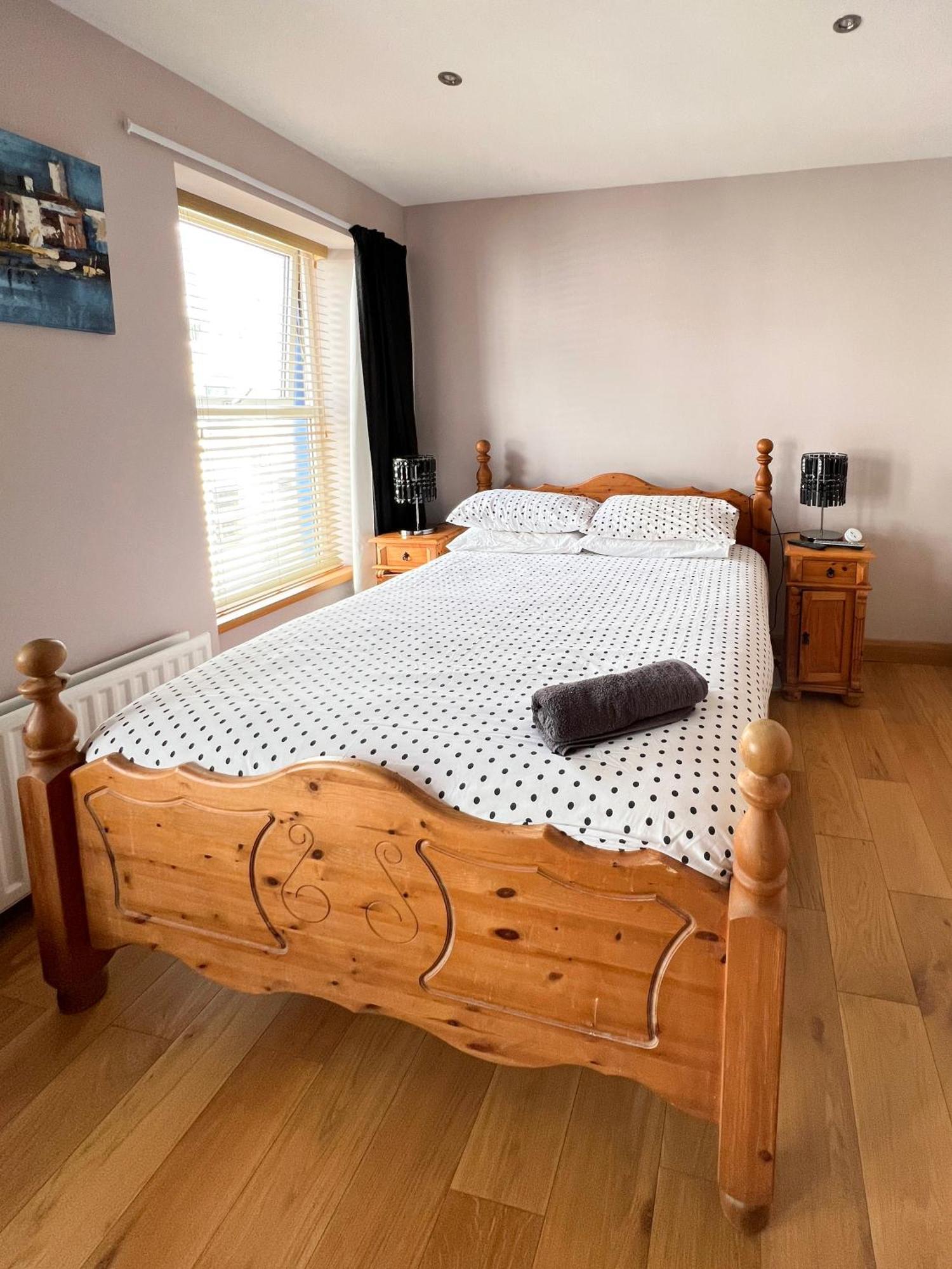 The Blue House Villa Portrush Luaran gambar